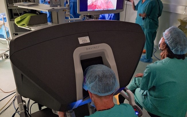 ULS Algarve inicia cirurgia robótica em Faro